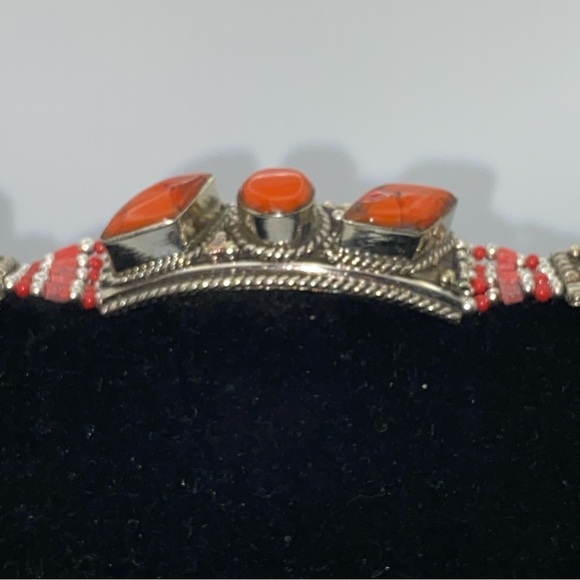 Tibetan gemstone bracelet - Picture 10 of 16